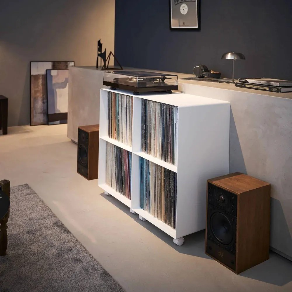 Бял метален подвижен стелаж 40x73x38 cm Tower – YAMAZAKI