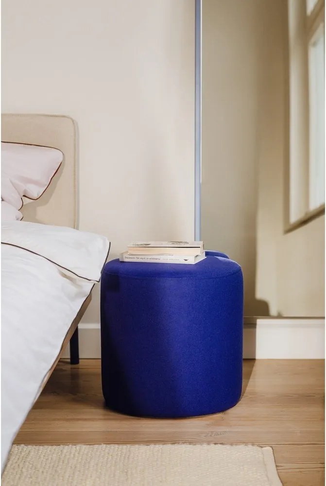 Синя вълнена табуретка Folk – noo.ma