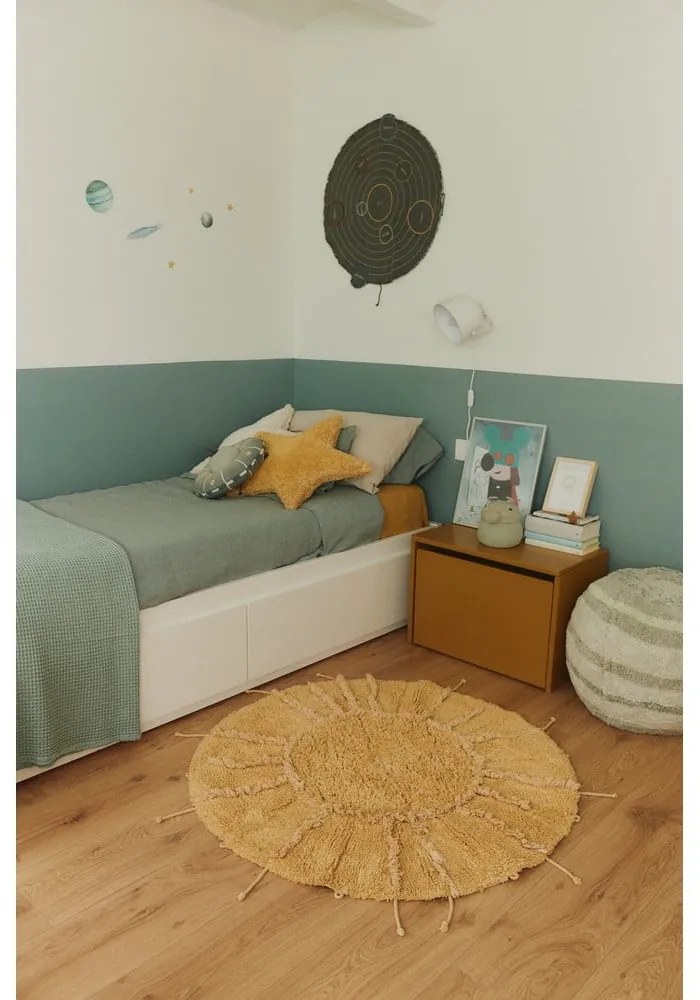 Ръчно изработен памучен кръгъл килим подходящ за пране в цвят горчица ø 100 cm Solar Multishape – Lorena Canals