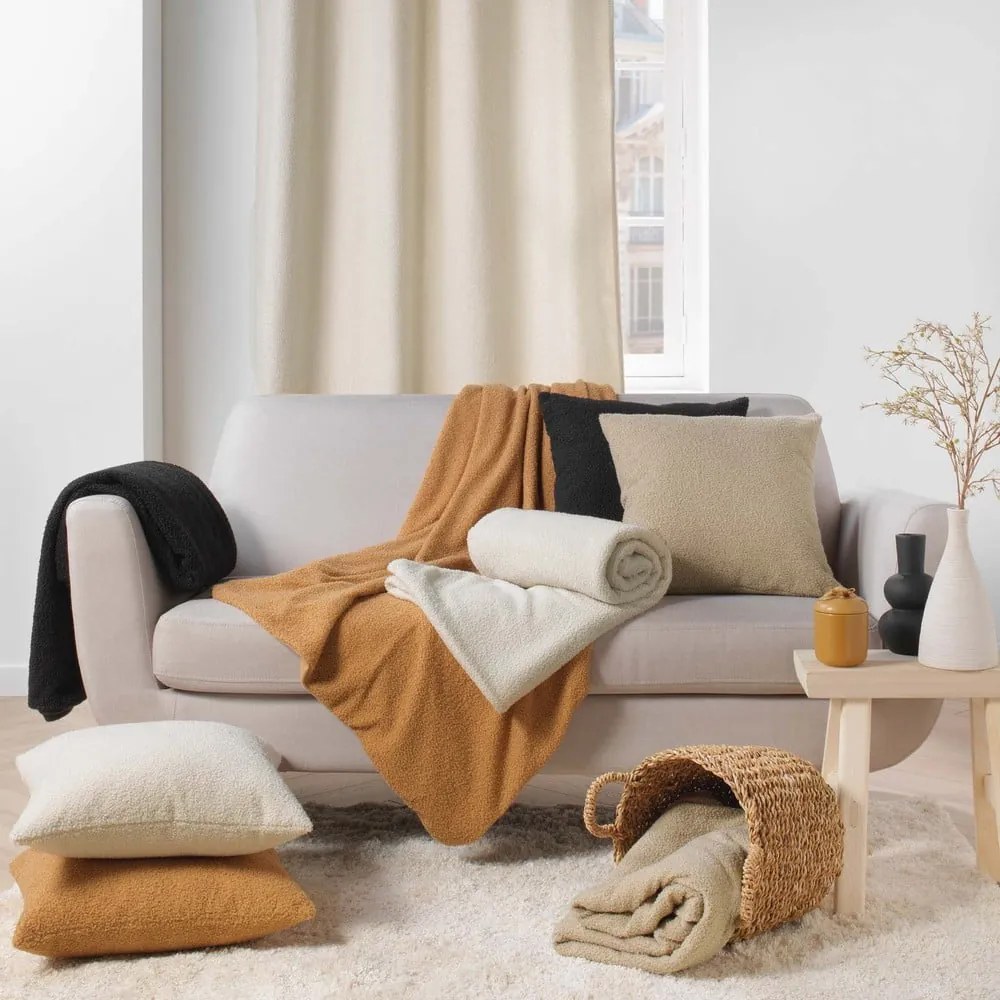 Бежово одеяло от флийс 125x150 cm Curly Wooly – douceur d'intérieur