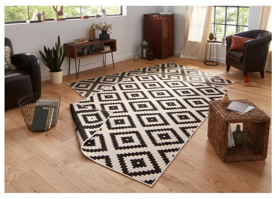 Черно-кремав килим за открито , 80 x 150 cm Malta - NORTHRUGS