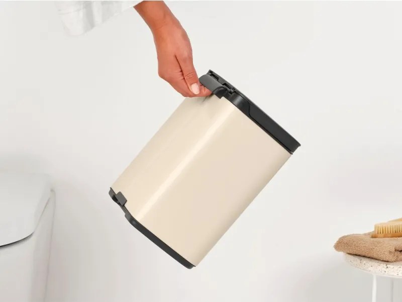 Кош за боклук Brabantia Bo Small 1008865, 4 л, Плавно и безшумно отваряне, Противоплъзгаща основа, Бежов
