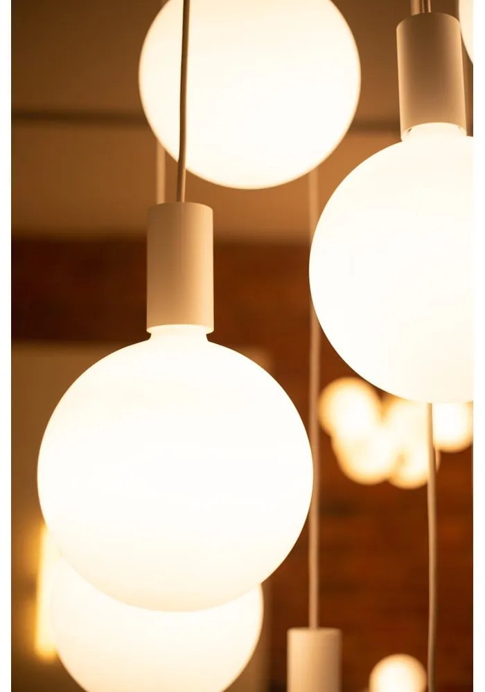 Топла LED крушка с възможност за димиране E27, 8 W Sphere - tala