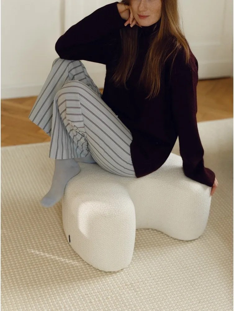 Бежова табуретка от прежда с примки от букле Ü – noo.ma