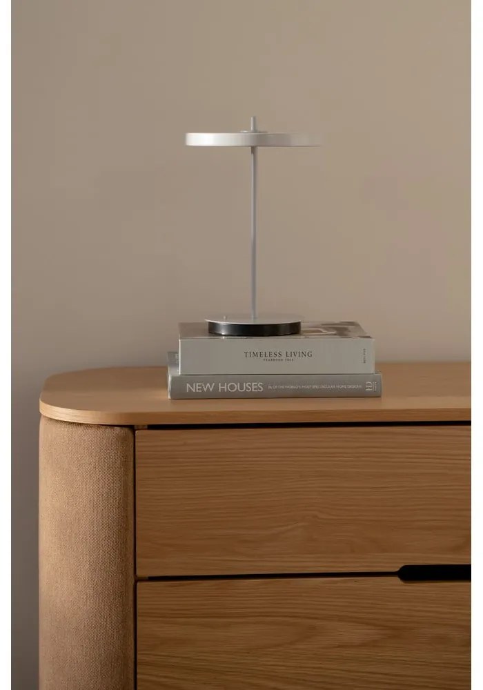 Светлосива метална LED настолна лампа с метален абажур (височина 31 cm) Asteria Move – UMAGE