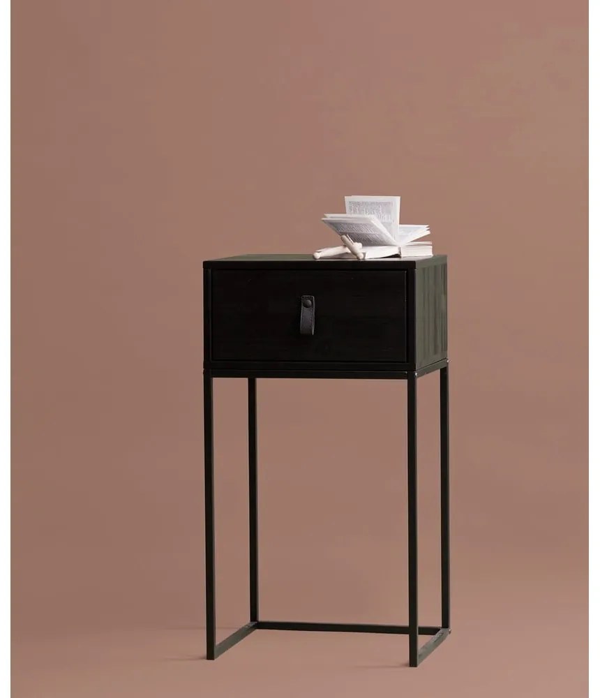 Черно нощно шкафче с чекмедже Zola - WOOOD