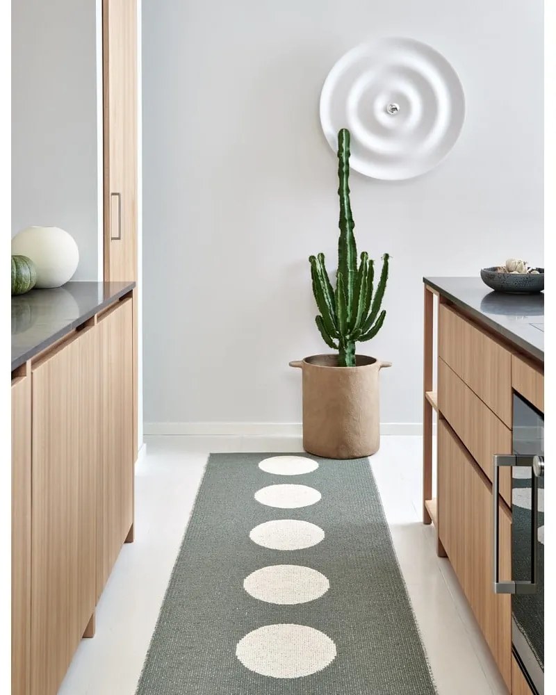 Зелена пътека за открито и закрито 70x225 cm Vera Army – Pappelina