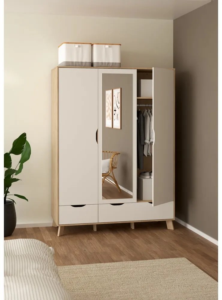 Гардероб от дъбов декор с огледало в бял и естествен цвят 147x201x58 cm Ikast – Tvilum