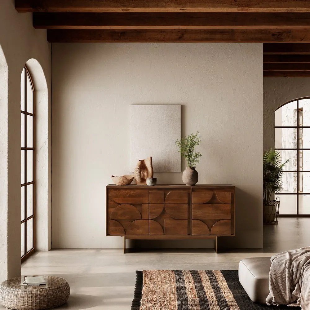 Кафяв скрин от масивно манго 145x76x40 cm Trisha – MOME