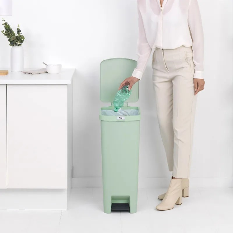 Кош за боклук с педал Brabantia StepUp 1005558, 40 л, Екологични материали, Голям отвор, Светлозелен