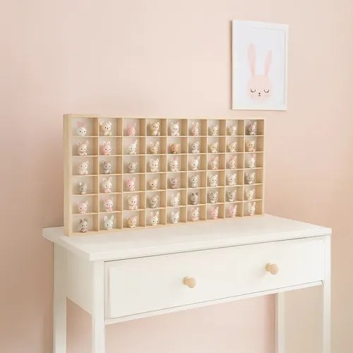 Дървен рафт за кукли или коли - 54 отделения