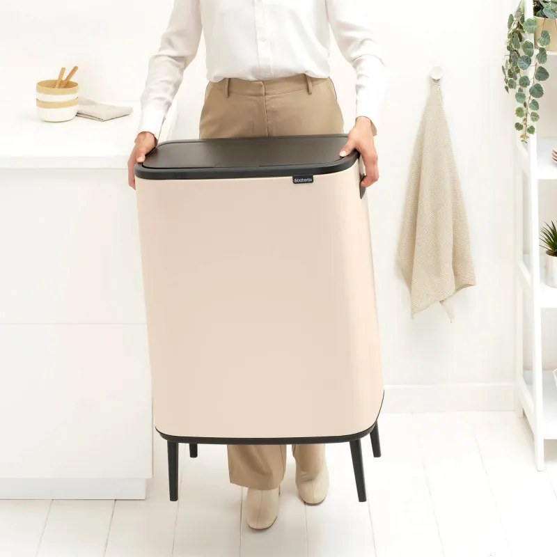 Кош за боклук Brabantia Bo Touch Hi 1010457, 60 л, Странични отвори за пренасяне, Регулируеми крака, Бежов