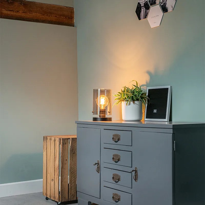 Дизайнерска настолна лампа черна с опушено стъкло - Dome