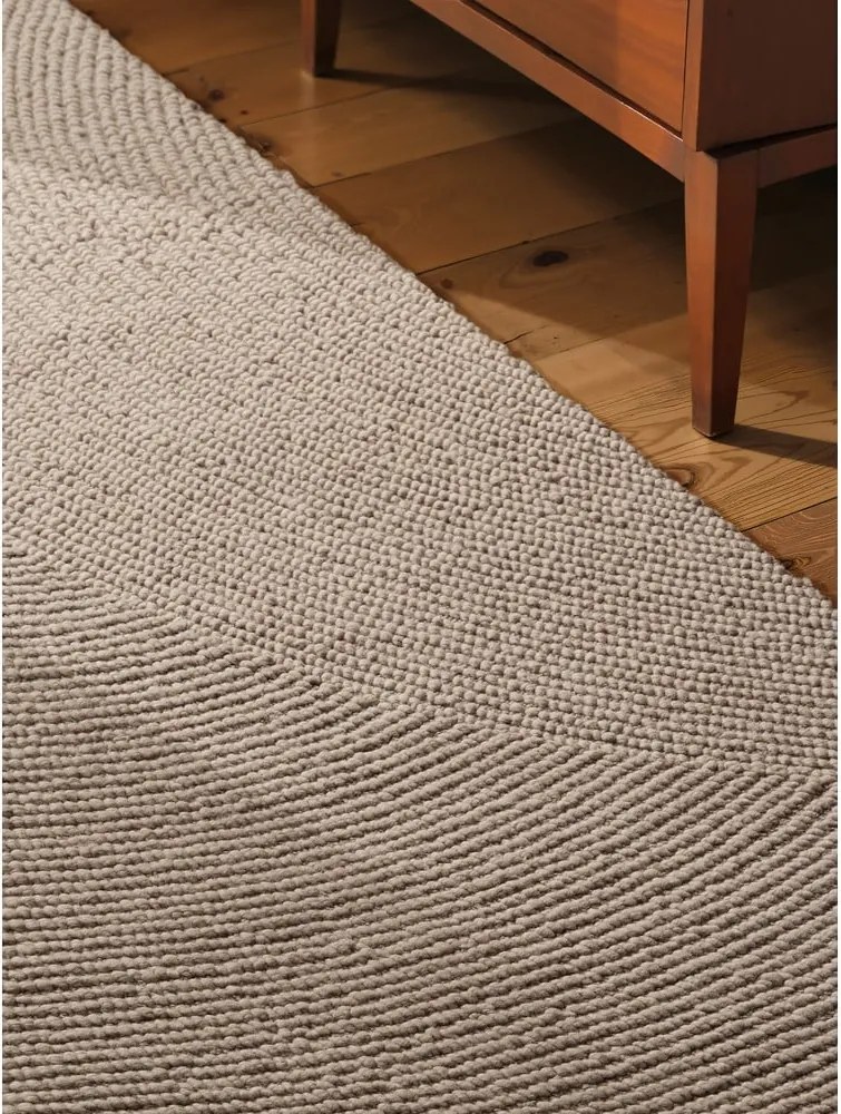 Бежова ръчно изработена вълнена пътека 80x300 cm Calmio – Hanse Home