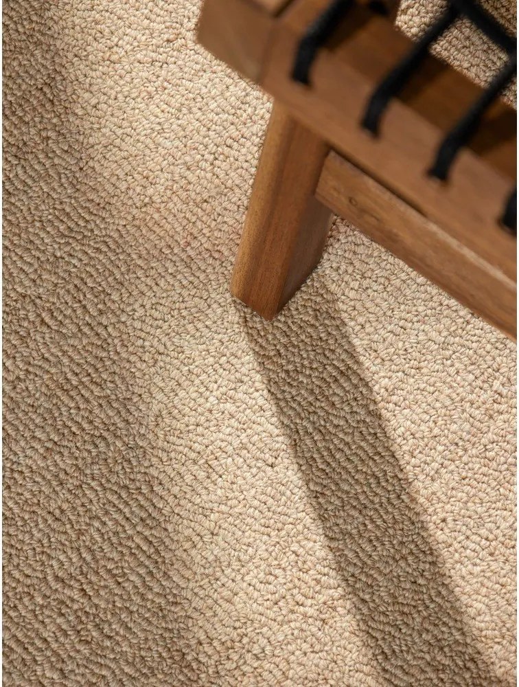 Ръчно изработен вълнен килим в естествен цвят 140x200 cm Puristic Knots – Elle Decoration