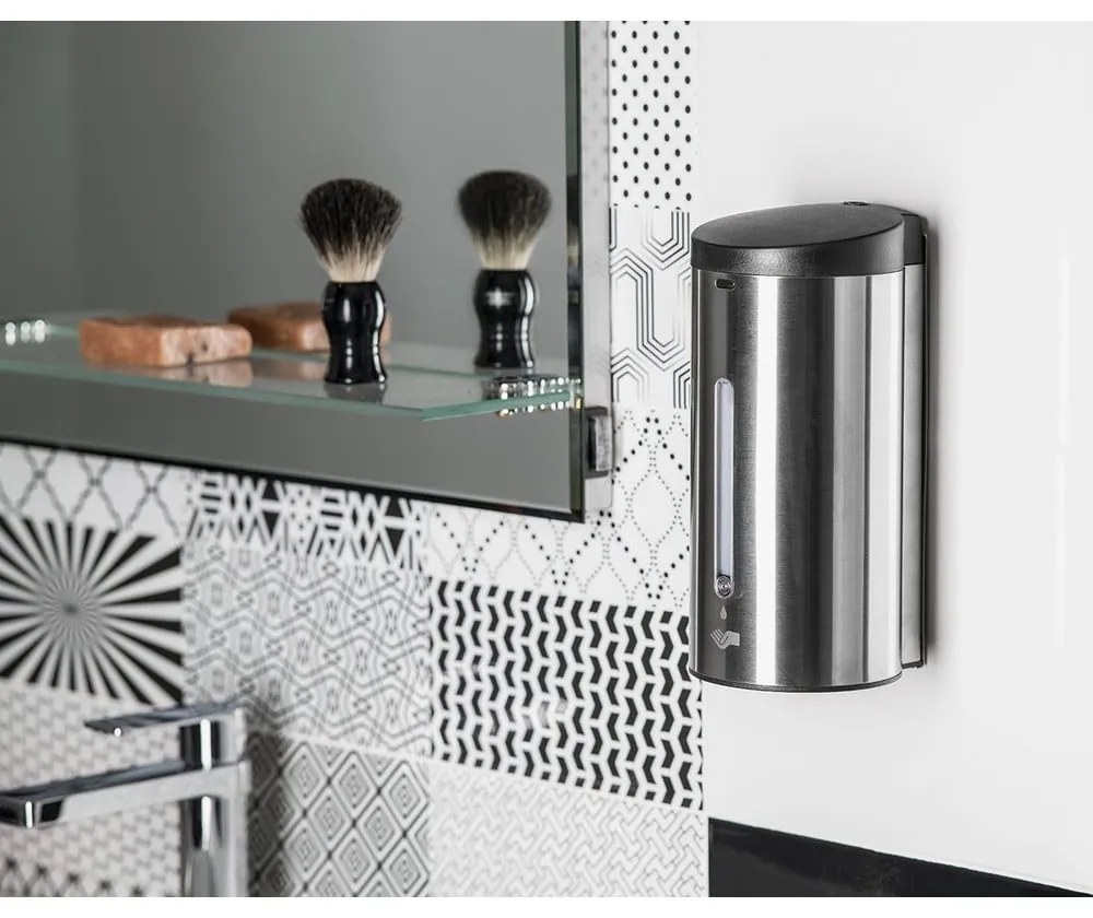 Матово сребрист автоматичен диспенсер за сапун от неръждаема стомана 650 ml – Sapho