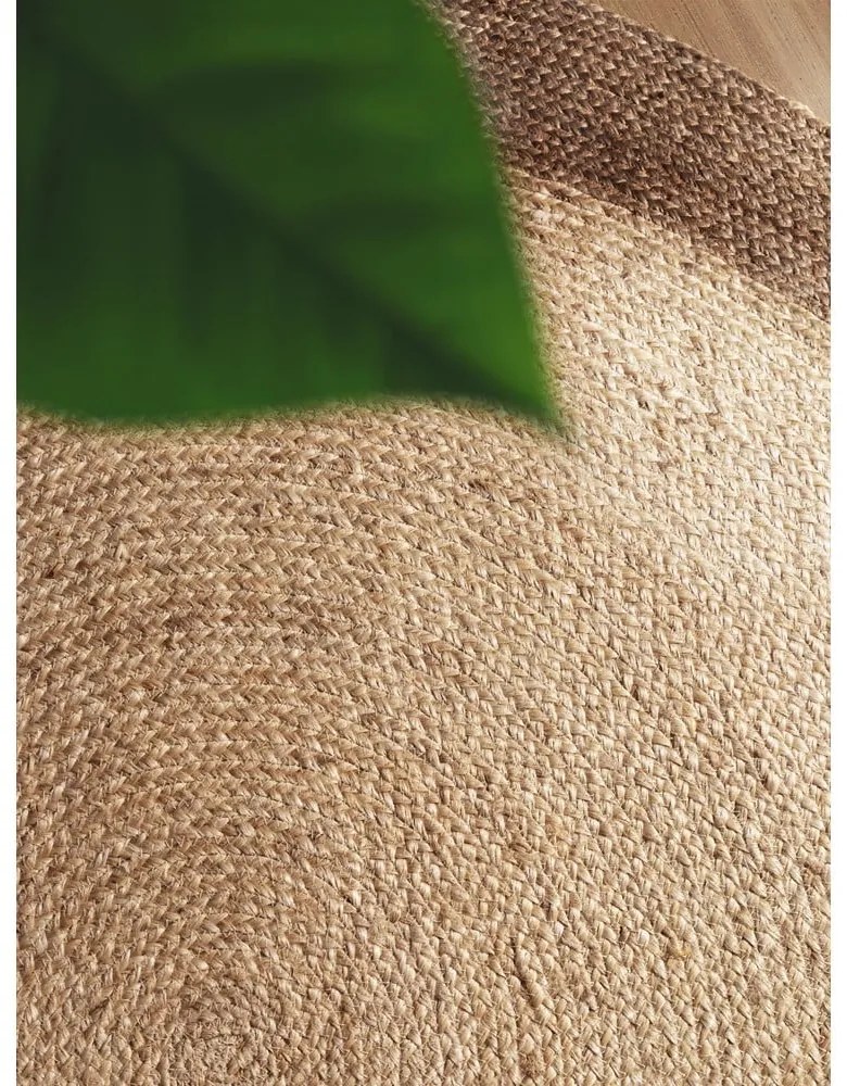 Двустранен ръчно изработен ютен кръгъл килим сиво-бежов ø 120 cm Jutta Greige – Hanse Home