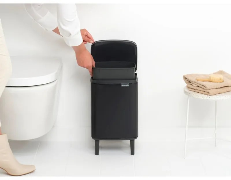 Кош за боклук Brabantia Bo Small Hi 1006645, 7 л, Повдигнат, Плавно и безшумно отваряне, Противоплъзгаща основа, Черен