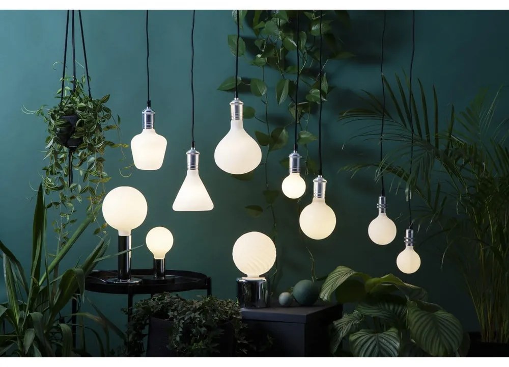 Топла LED крушка с възможност за димиране E27, 6 W - Star Trading