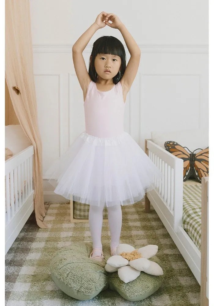 Зелен ръчно изработен памучен детски килим подходящ за пране 90x120 cm Vichy – Lorena Canals