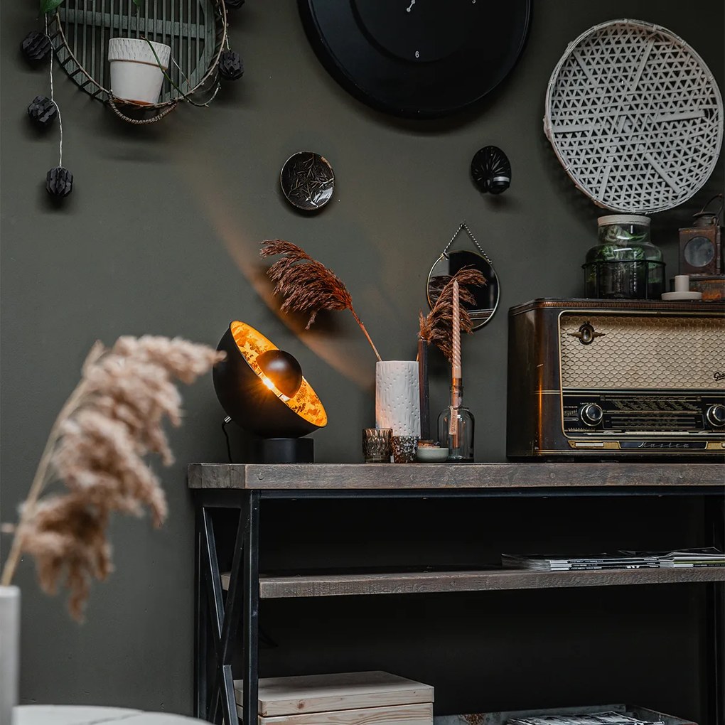 Индустриална настолна лампа черна със златисто вътрешно покритие - Magna Eglip