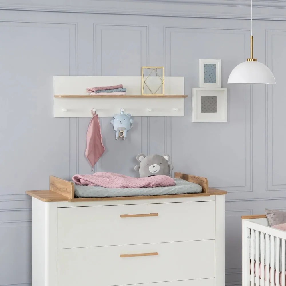 Детска закачалка за стена в дъбов декор в бял и естествен цвят Ava - Roba