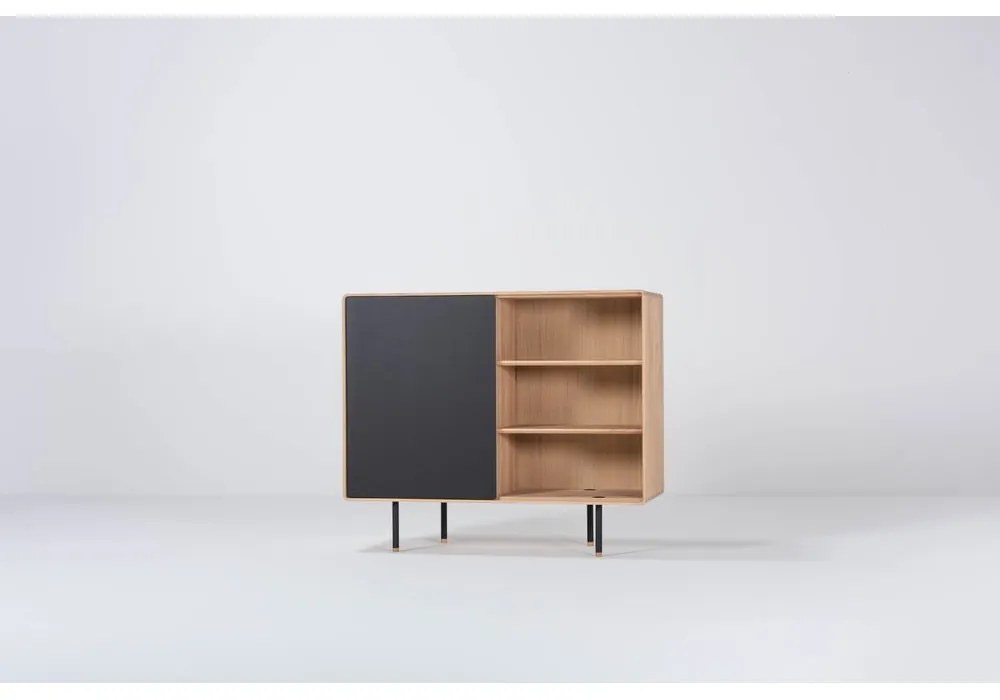 Черен/естествен нисък скрин от масивен дъб 118x100 cm Fina – Gazzda