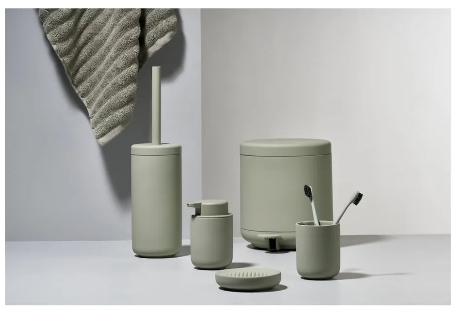 Светлозелен порцеланов сапун Ume - Zone