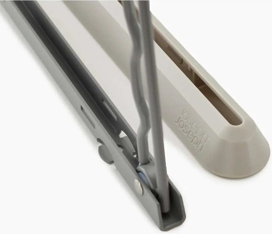 Метален/пластмасов държач за закачалки Orderly – Joseph Joseph
