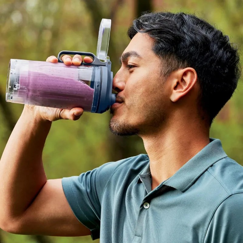 Преносим блендер Ninja Blast Max BC251EUNV, 14.4W, 11.1V, 570 мл, 19000 об/мин, Трошене на лед, До 25 цикъла, Без BPA, Син