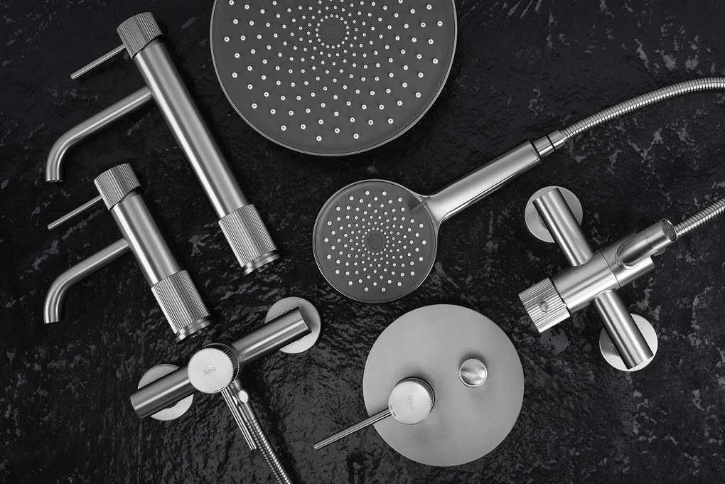 Смесител за вана Rea Lungo Stripe Brush Nickel