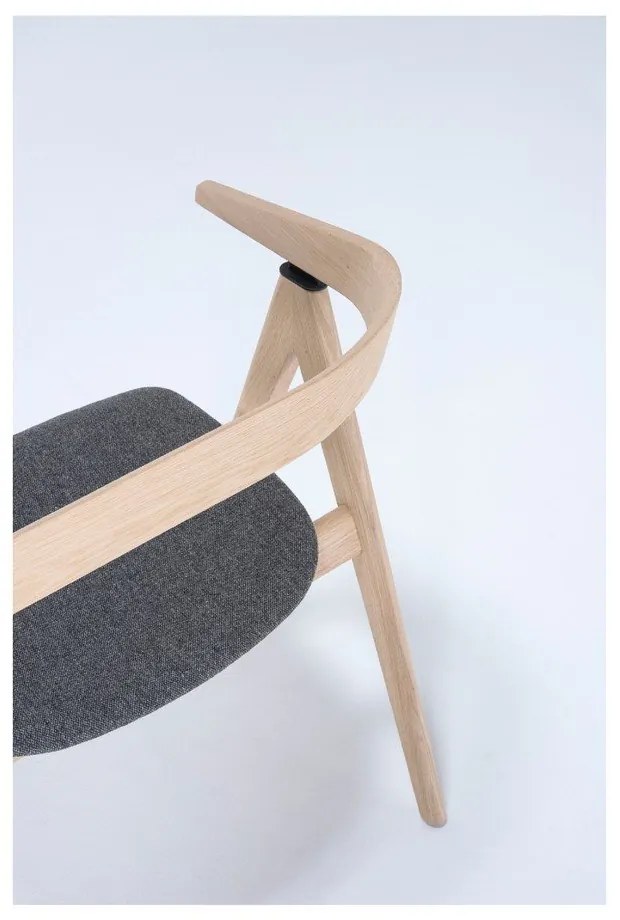 Пейка от дъбова дървесина със сива седалка Ava - Gazzda