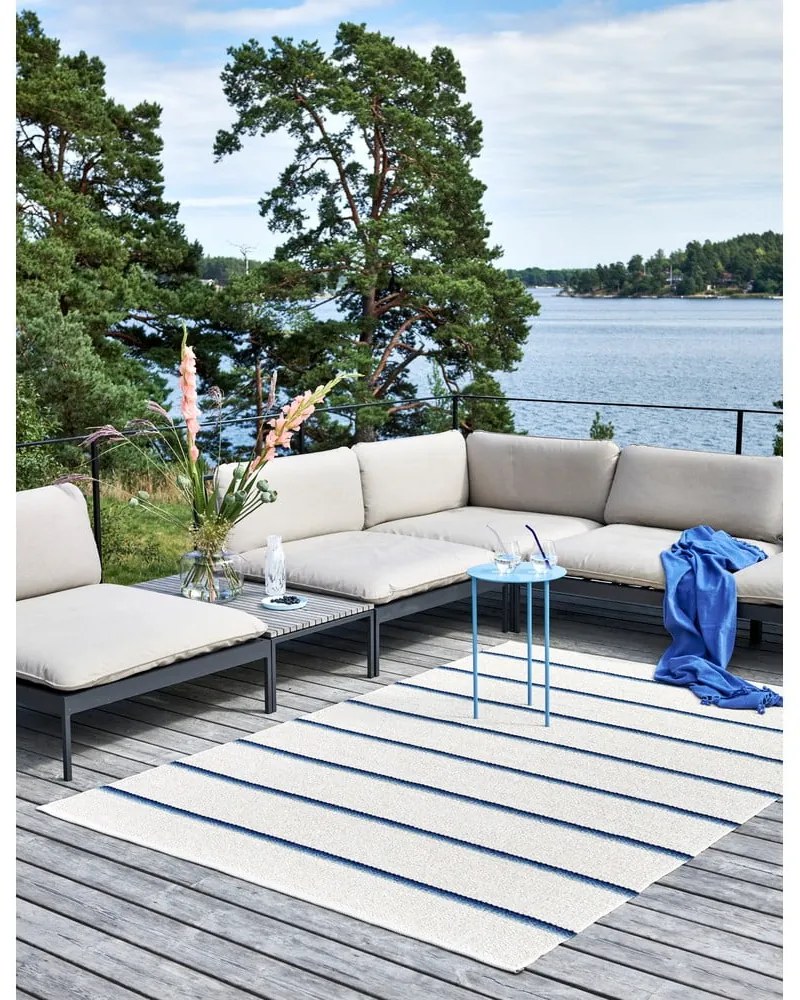 Синя и кремава пътека за открито и закрито 70x180 cm Olle Blue Vanilla – Pappelina