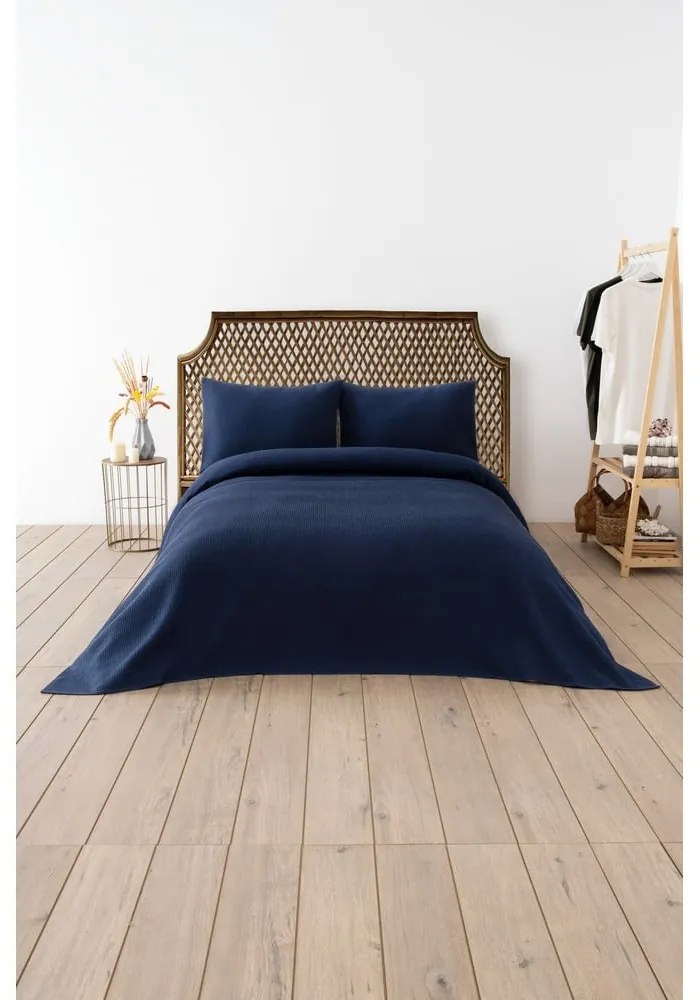Тъмносиньо покривало за легло 200x220 cm Waffle – Mijolnir