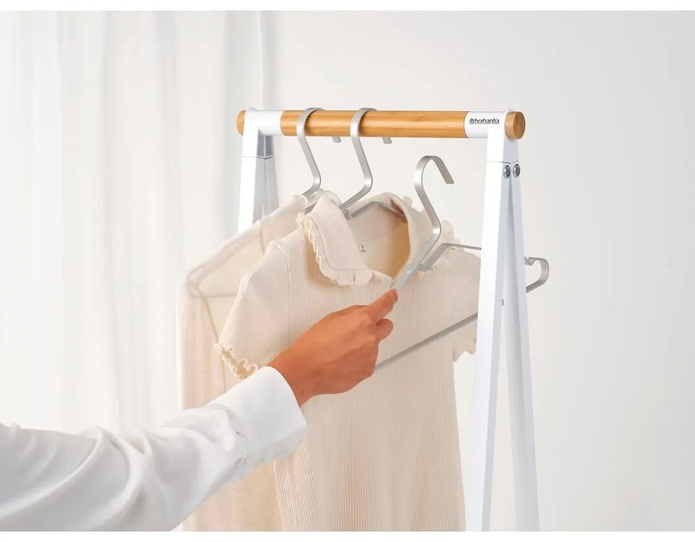 Бяла стоманена стойка за дрехи Linn – Brabantia