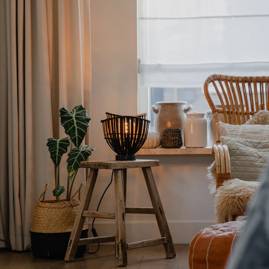 Ориенталска настолна лампа черна бамбукова 25 см - Pua