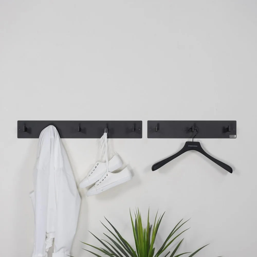 Черна метална стенна закачалка 70 cm Leatherman – Spinder Design