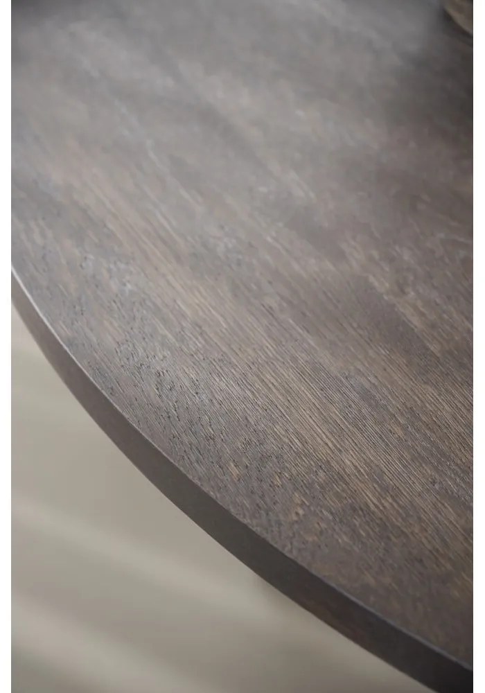 Тъмнокафява кръгла сгъваема трапезна маса от декор от дъб ø 135 cm Maddock – Rowico