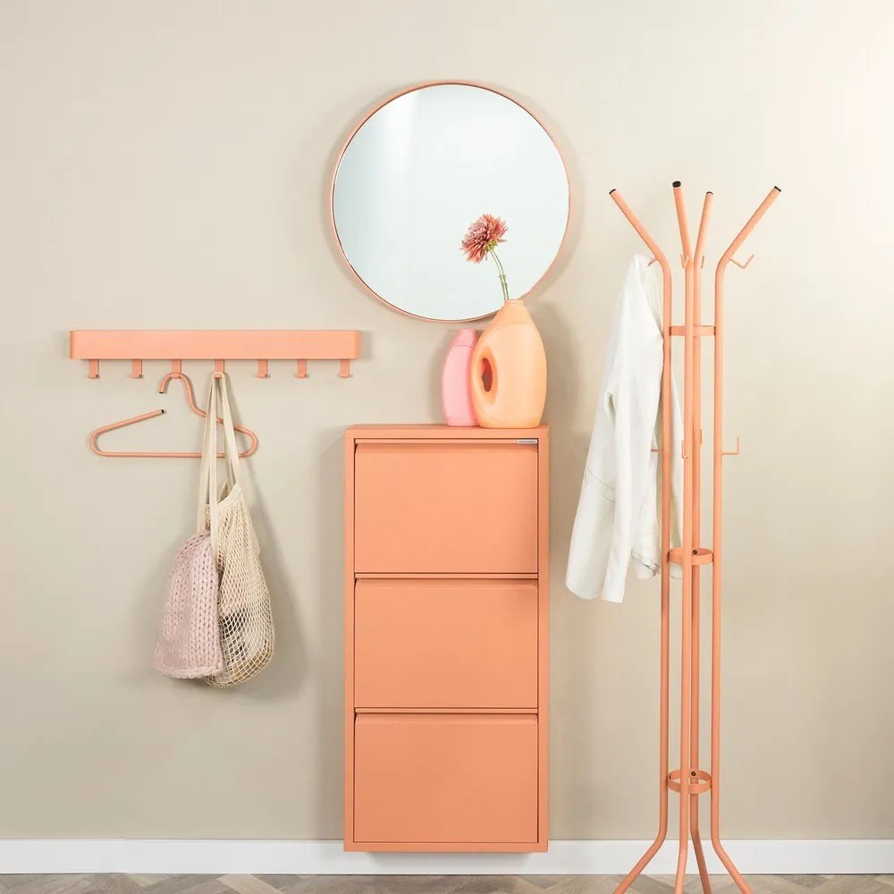 Метална стойка за връхни дрехи в цвят сьомга ø 40x170 cm Jessy – Spinder Design