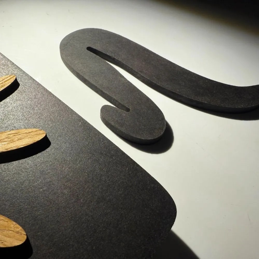 Стенен часовник Време за кафе във формата на чаша 45 x 30 cm