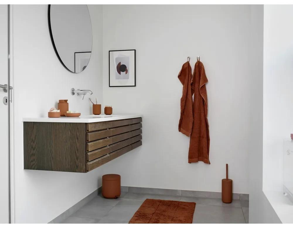 Оранжево-кафяв килим за баня 50x80 cm Terracotta – Zone