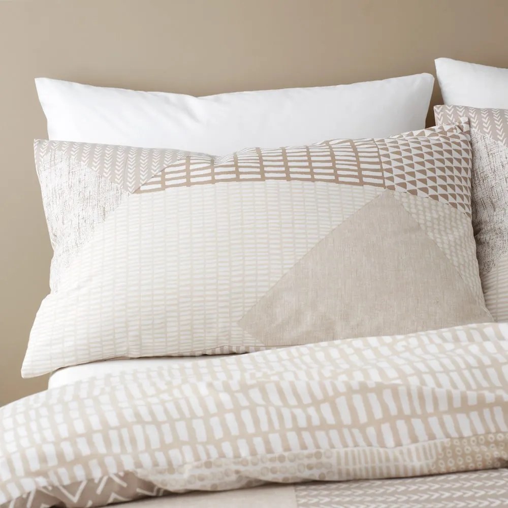 Бежово двойно удължено спално бельо 230x220 cm Larsson Geo – Catherine Lansfield