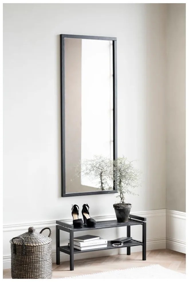 Черна стойка за обувки от масивен дъб Confetti – Rowico