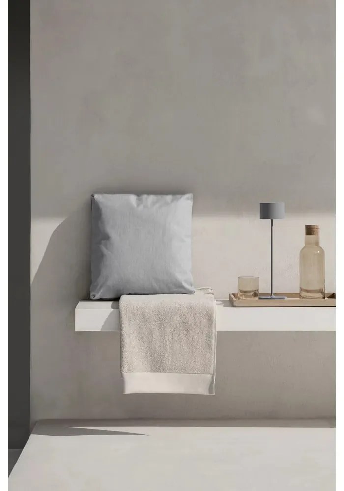 Светлосиня възглавница за открито , 38 x 38 cm Grow - Blomus