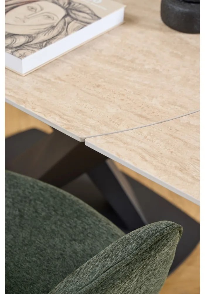 Тъмнозелен трапезен стол с подлакътници Graham – Actona