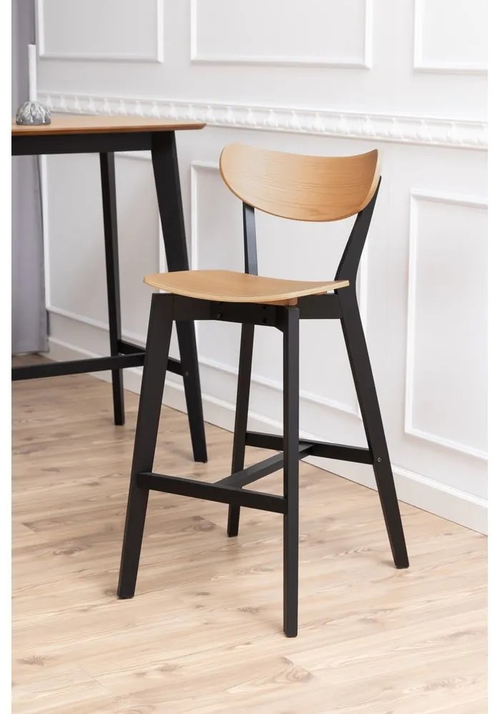 Бар столове в цвят на дървесина от черен естествен каучук в комплект от 2 броя 105 см Roxby - Actona