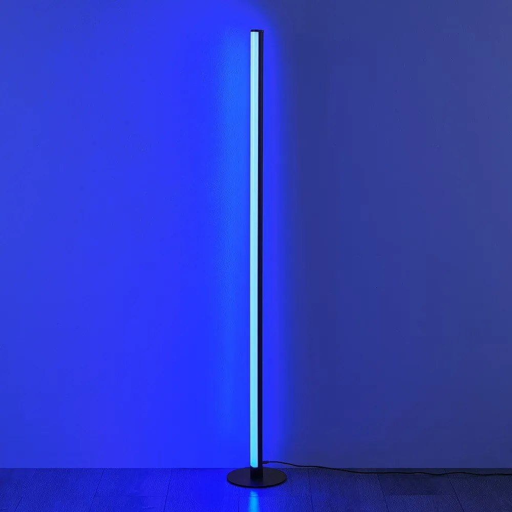 Черна LED подова лампа (височина 110 cm) Tendo – Reality
