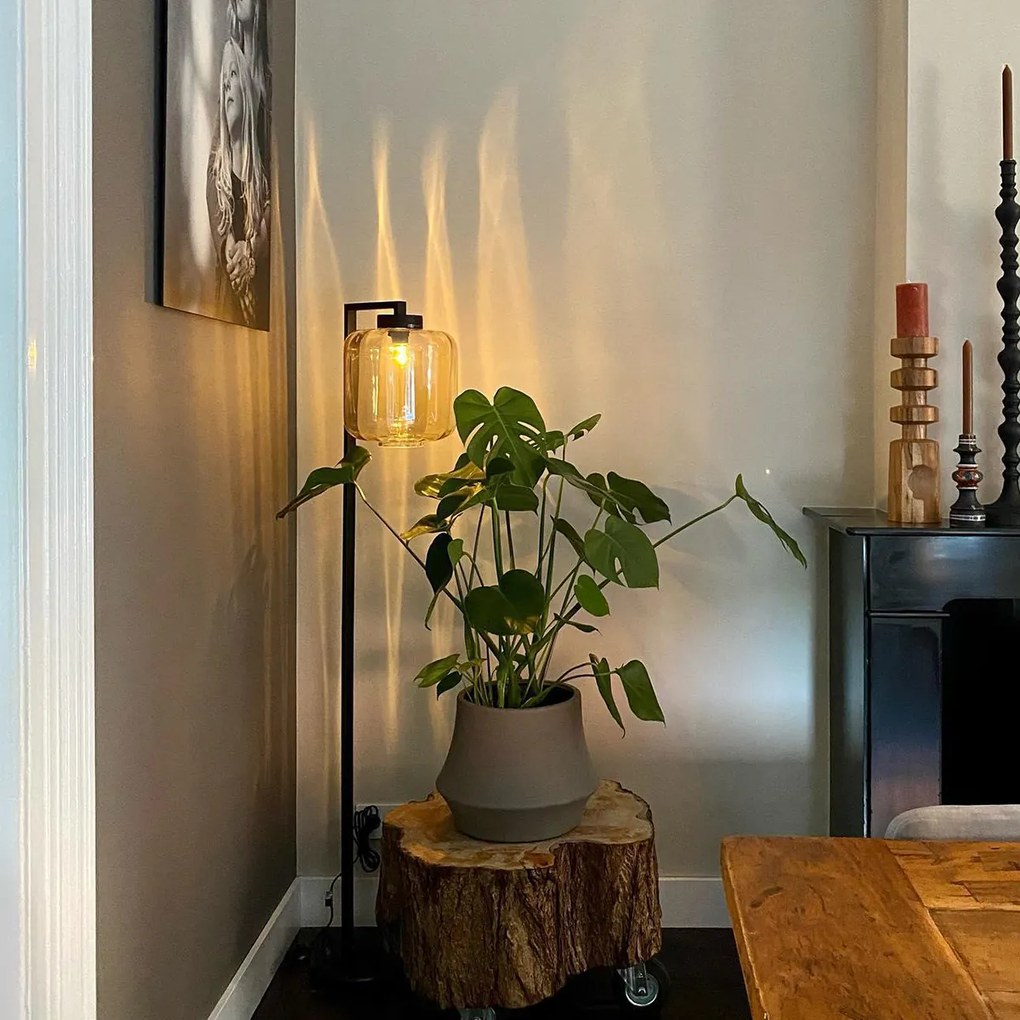 Дизайнерски подов аплик черен с кехлибарено стъкло - Qara Down