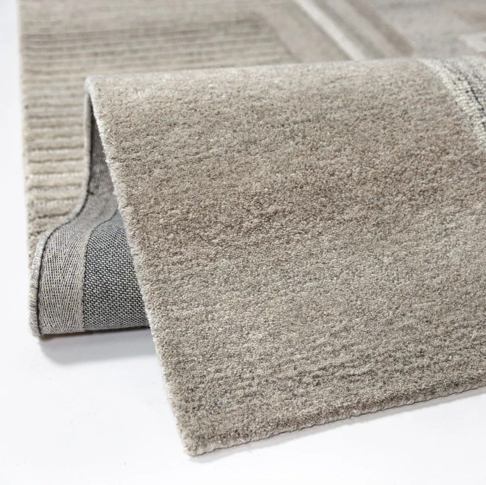 Сиво-бежова ръчно изработена вълнена пътека 80x300 cm Lira – Flair Rugs