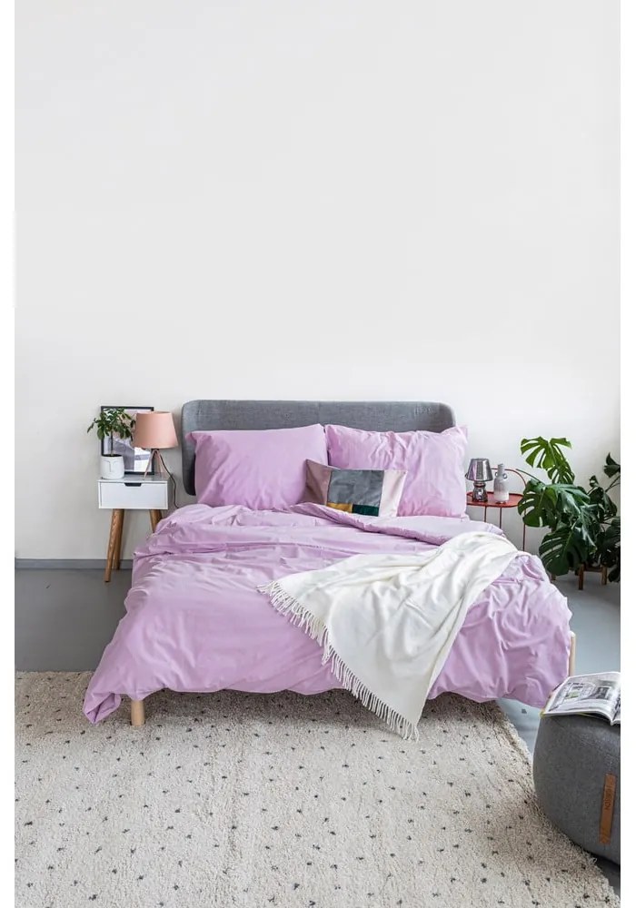 Черен/кремав килим 160x230 cm Dottie Black – Universal